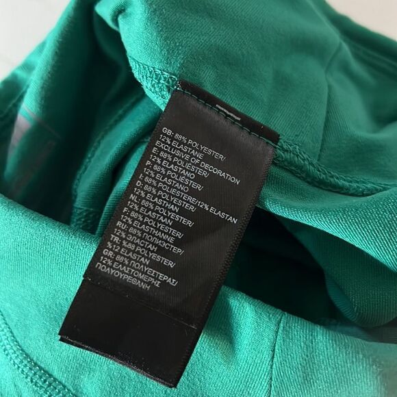 The North Face hatha Capri conifer teal green cropped Capri yoga - Picture 7 of 7